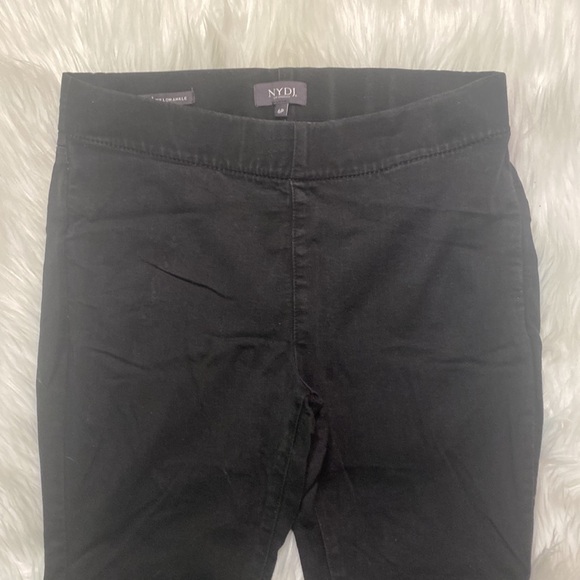 NYDJ Skinny Ankle Pull-On Jeans
With Sideseam Slit, Size 6 petite - Picture 3 of 8